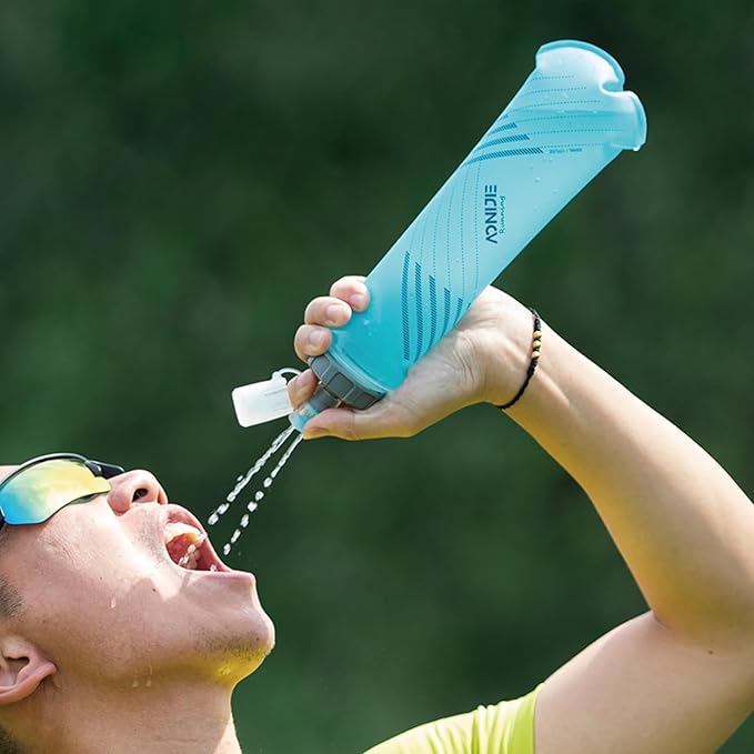 TRIWONDER Soft Flask Collapsible Water Bottles Running Bottle BPA-Free Foldable Handheld Runner Water Flask for Hydration Pack Marathon Hiking Cycling Climbing Travel
