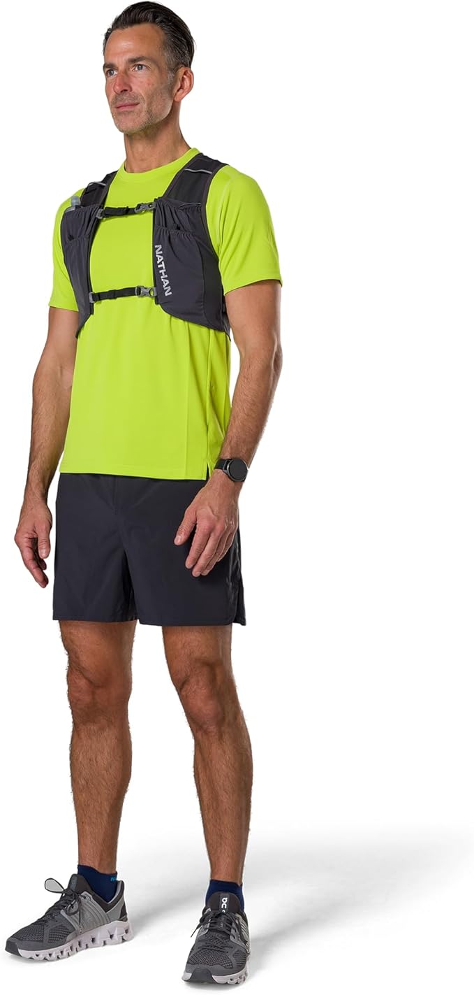 Nathan Pinnacle Featherlite 1.5L Hydration Vest for Running ??Ultra-Lightweight, Compression-Fit with Hydrapak Soft Flask