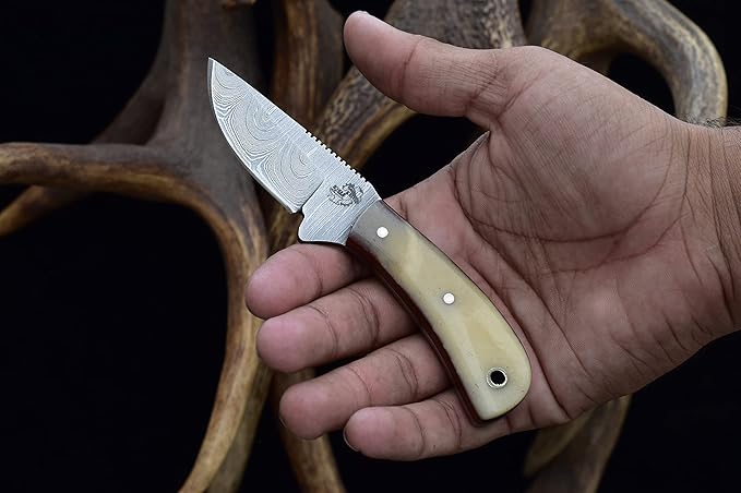 Knives Ranch Handmade Cowboy Style Dandy Knife - Perfect Size & Style for EDC & Skinning ??Cattle Bone Handle ??Heavy-duty Horizontal Carry Sheath (2006-B)