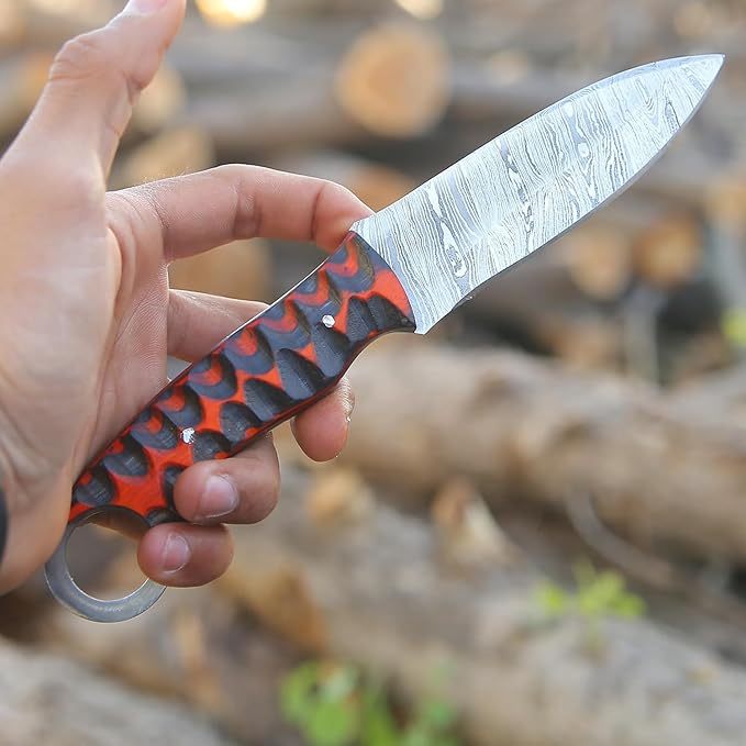 Fixed Blade Hunting Back Belt Tracker Knife Damascus Steel EDC Bushcraft Knives, Full Tang Scout Carry Knife with Leather Sheath, Ideal for Skinning Outdoor Camping, Hunting, Hiking, Survival Knives