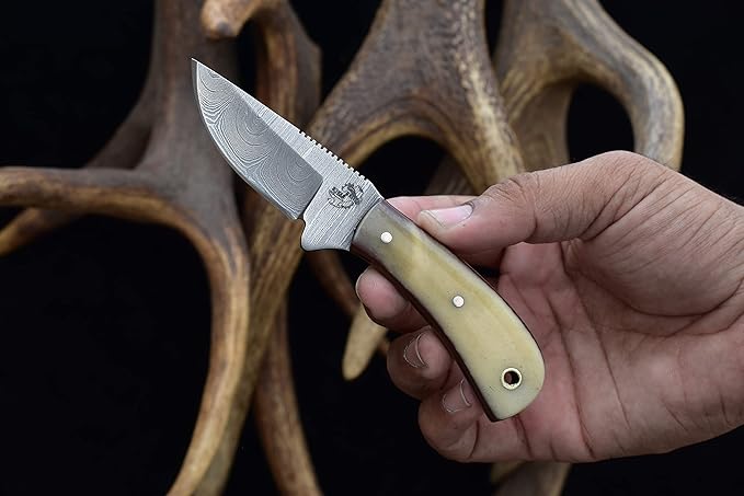 Knives Ranch Handmade Cowboy Style Dandy Knife - Perfect Size & Style for EDC & Skinning ??Cattle Bone Handle ??Heavy-duty Horizontal Carry Sheath (2006-B)