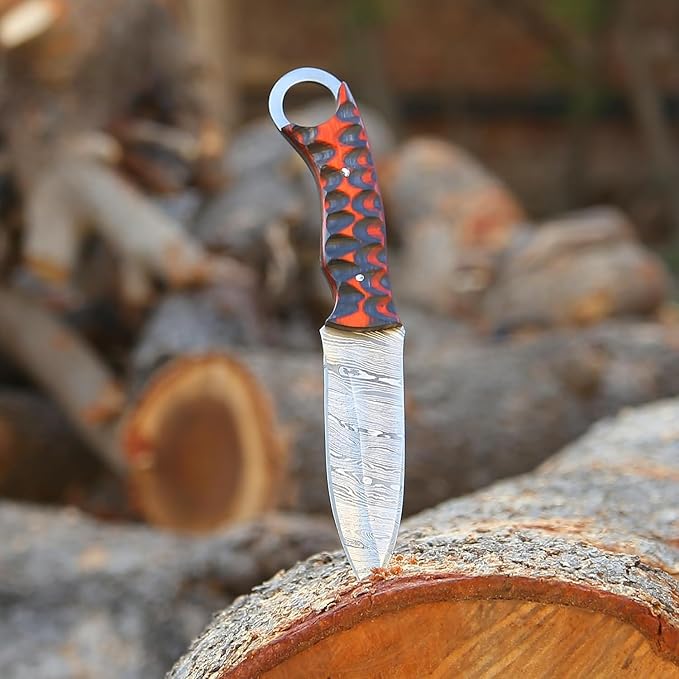 Fixed Blade Hunting Back Belt Tracker Knife Damascus Steel EDC Bushcraft Knives, Full Tang Scout Carry Knife with Leather Sheath, Ideal for Skinning Outdoor Camping, Hunting, Hiking, Survival Knives