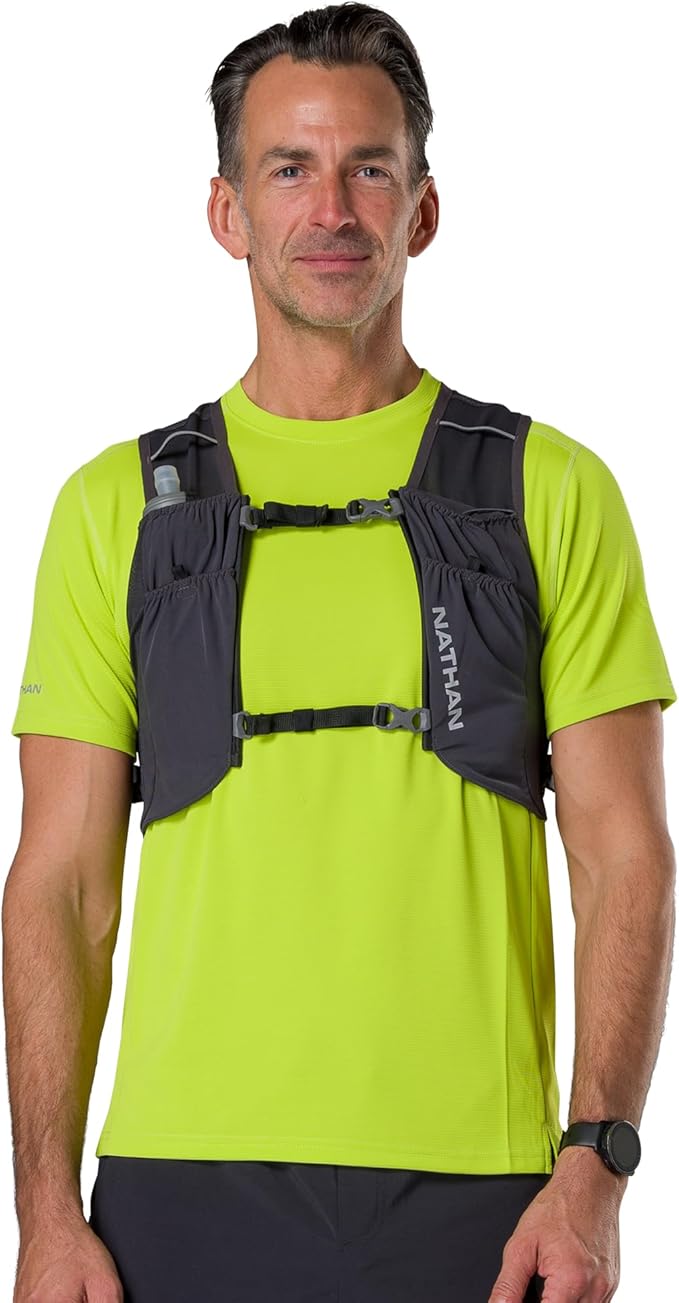 Nathan Pinnacle Featherlite 1.5L Hydration Vest for Running ??Ultra-Lightweight, Compression-Fit with Hydrapak Soft Flask