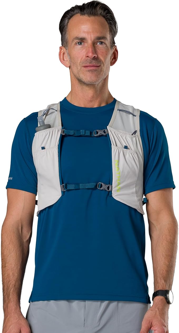 Nathan Pinnacle Featherlite 1.5L Hydration Vest for Running ??Ultra-Lightweight, Compression-Fit with Hydrapak Soft Flask