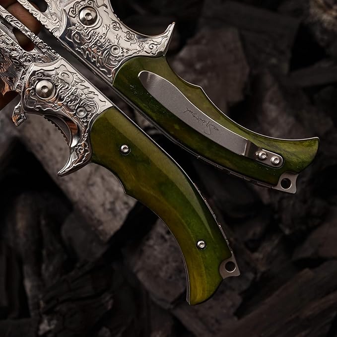 Damascus Steel Folding Knife, 3.6 '' VG10 Sandwich Damascus Steel bone Handle with Pocket Clip, for Camping and Travel EDC