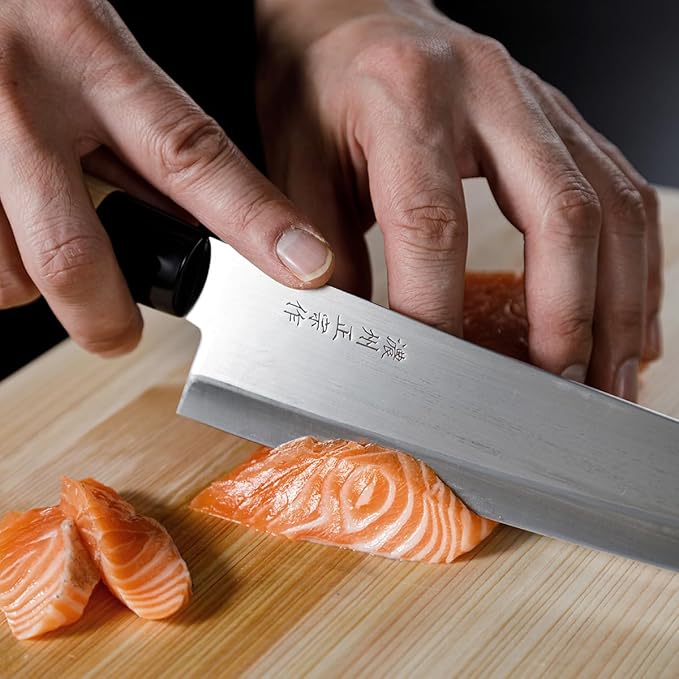 Chef Knife, 8.2 Inch Japanese knife, 濃州正宗ä½? Stainless steel, plain wood Handle, Kitchen knife, HOUCHO