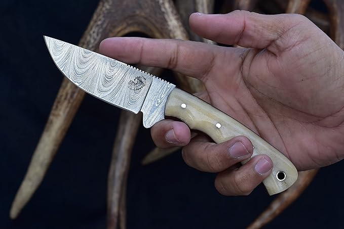 Knives Ranch Handmade 7-1/2" Arched Hunting Knife - Full Tang - Damascus Steel - Cattle Bone Handle - Heavy Duty Leather Sheath (3183-B)
