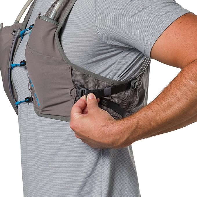 Nathan Hydration Vest - Lightweight, Quick-Fit Fix, Reflective, 4L Storage, Six Pockets, Two 14oz Flasks, Pinnacle Breeze