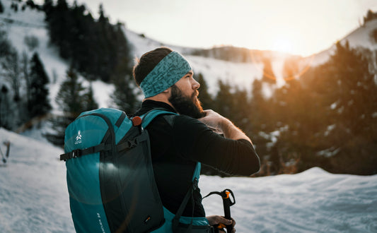 How to Carry Bear Spray Safely While Hiking