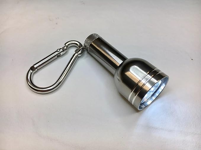 6 LED Flashlight with Metal Carabiner