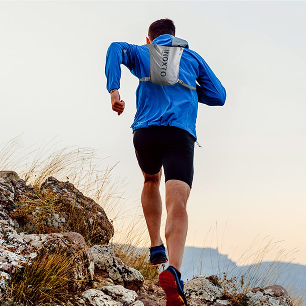 INOXTO Running Hydration Vest Backpack,Lightweight Insulated Pack with 1.5L Water Bladder Bag
