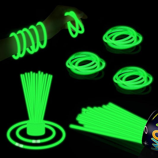 40 Pack 8??Green Glow Sticks Bracelet Necklaces Bulk with 40 Connectors Neon Glow In The Dark Party favors Supplies for Holiday Birthday Party Decoration (Green)