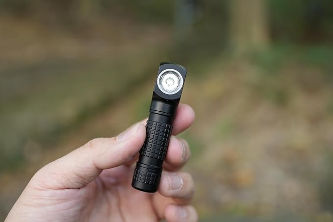 Manker E02III Everyday-Carry Flashlight, USB-c Rechargeable 10440 / AAA Flashlight, Pocket EDC flashlightwith Magnetic Tail, Reversible Clip (560Lumens 6500K Cool White, Black)