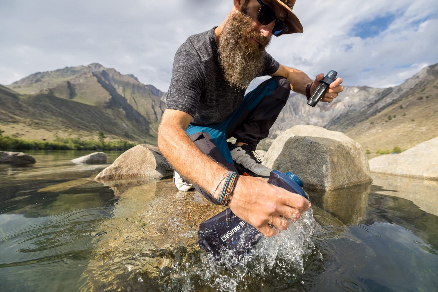 LifeStraw Peak Series — Collapsible Squeeze Bottle Water Filter System BPA Free - 650 ml for Trail