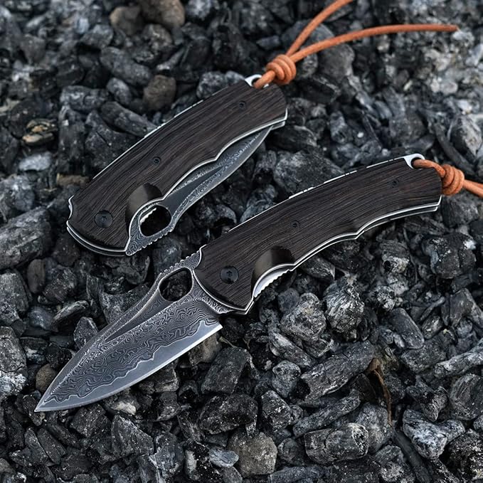 Folding Knife 3in Handmade VG 10 Damascus Steel Knife Pocket Knife, Leather Case, Ebony Handle, with Padded Lock, Suitable for Outdoor Camping Fishing and Carrying Knives