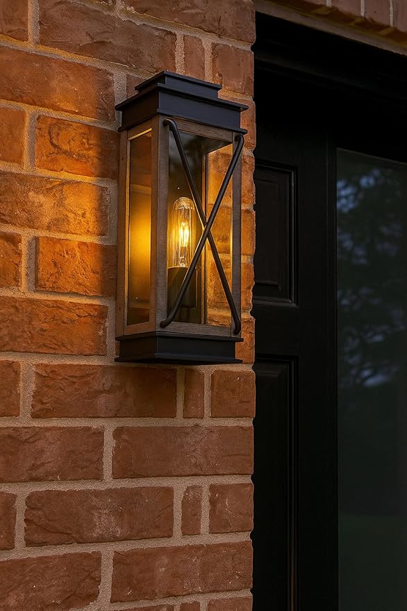 Hinkley Montecito Single Light Wall Mount Outdoor Lantern - Aluminum, Clear Glass, Hidden Mounting Hardware, Polished Aluminum Reflector - Black Finish with Driftwood Gray Accent