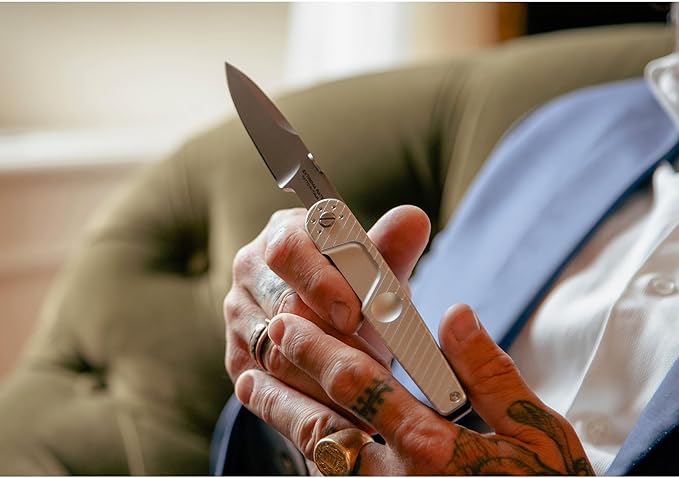 Extrema Ratio - LKU01 (Sideral), Folding Knife, Böhler N690 Steel Blade 58 HRC, Sandblast Finish, Smooth Aluminum Handle, Ergonomic Design, Durable Folding Knife, Italian Craftsmanship