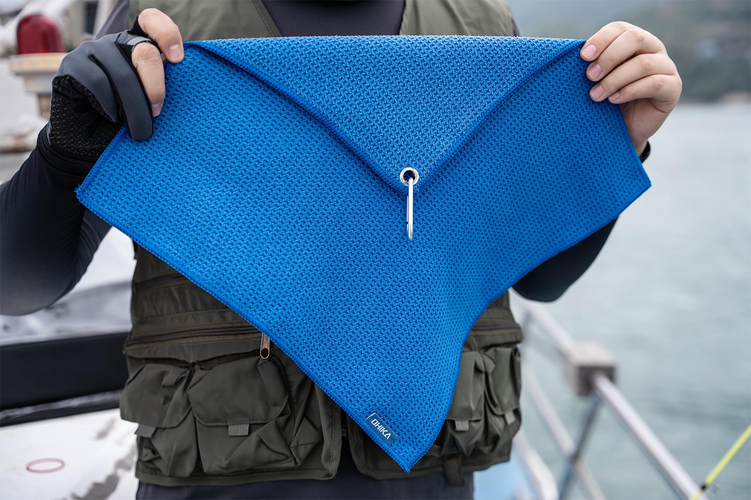 OHIKA Microfiber Fishing Towels with Clip, Waffle Pattern for Effective Cleaning of Fishing Gears