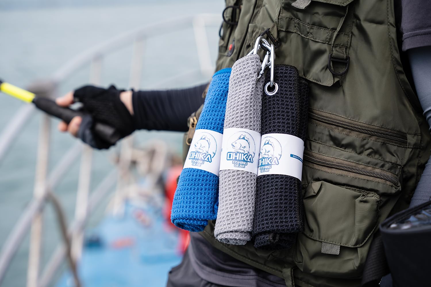 OHIKA Microfiber Fishing Towels with Clip, Waffle Pattern for Effective Cleaning of Fishing Gears