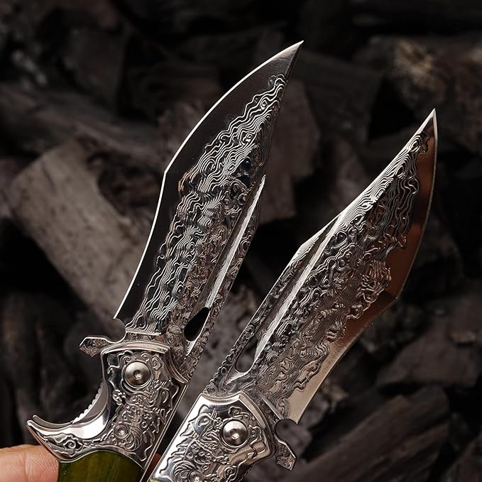 Damascus Steel Folding Knife, 3.6 '' VG10 Sandwich Damascus Steel bone Handle with Pocket Clip, for Camping and Travel EDC