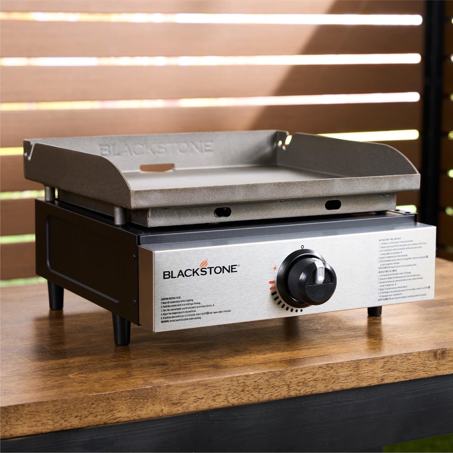 Blackstone 1971 Original 17" Omnivore Tabletop Griddle, Black