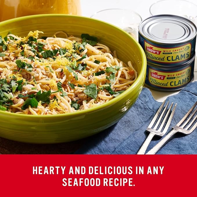 Snow's Clams Pantry Bundle - 1 Bottle Clam Juice, 1 Can Chopped Clams, and 1 Can Minced Clams - Clams for Chowders, Soups, and Stews