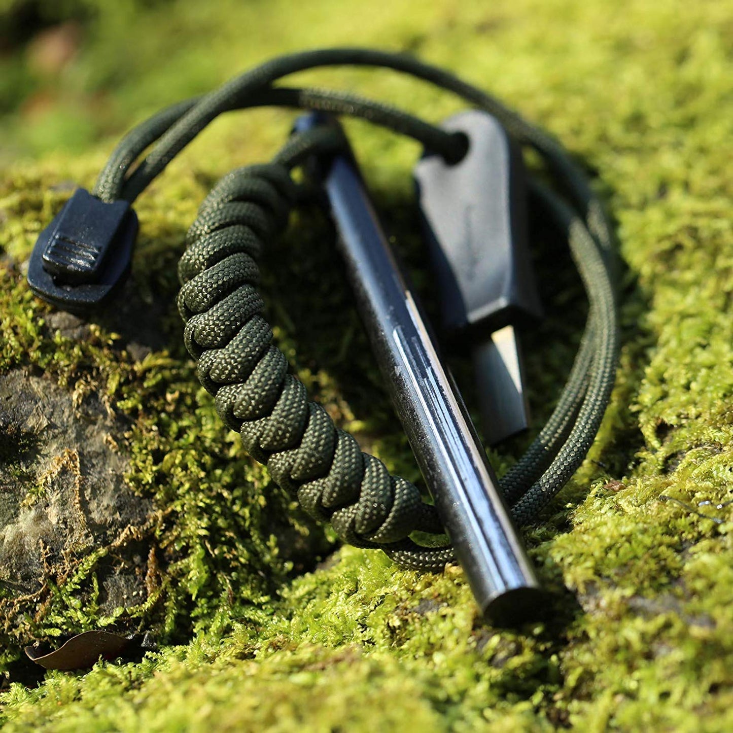 bayite 4" Survival Ferro Rod Drilled Flint Fire Starter and Striker Kit