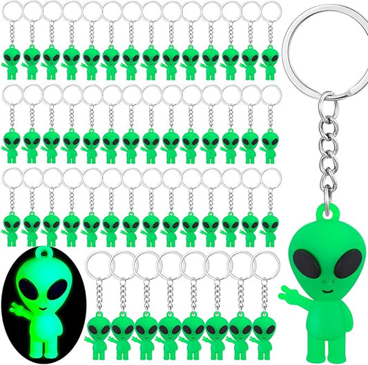 50 Pcs Alien Party Favors Alien Keychains Glow in The Dark Space Keychain Mini Aliens Figures Little Bulk Gift Prizes Goodie Bag Piñata Halloween Stuffers for Music Festival Easter (Green)