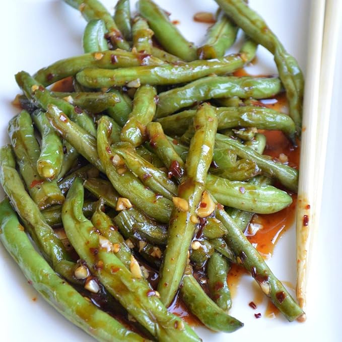 Cajun Chef Louisiana Spicy Green Beans - 32 oz (Pack of 1) - Bold Cajun Flavor - Perfect for Hors d'Ouevres, Cocktail Parties, as a Salad Garnish, Bloody Marys and More - Versatile and Delicious
