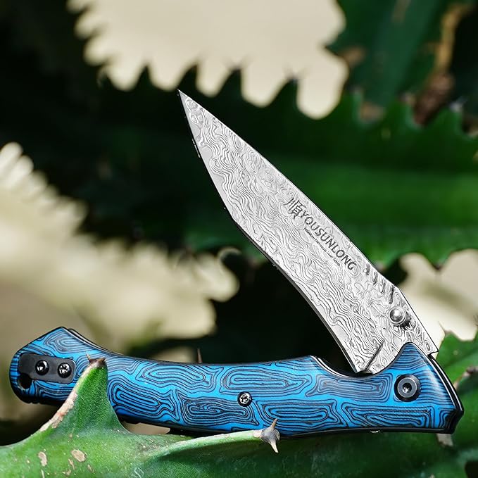 YOUSUNLONG Folding Knife - Hammered Damascus Steel Blade - Blue Damascus texture G10 Cover