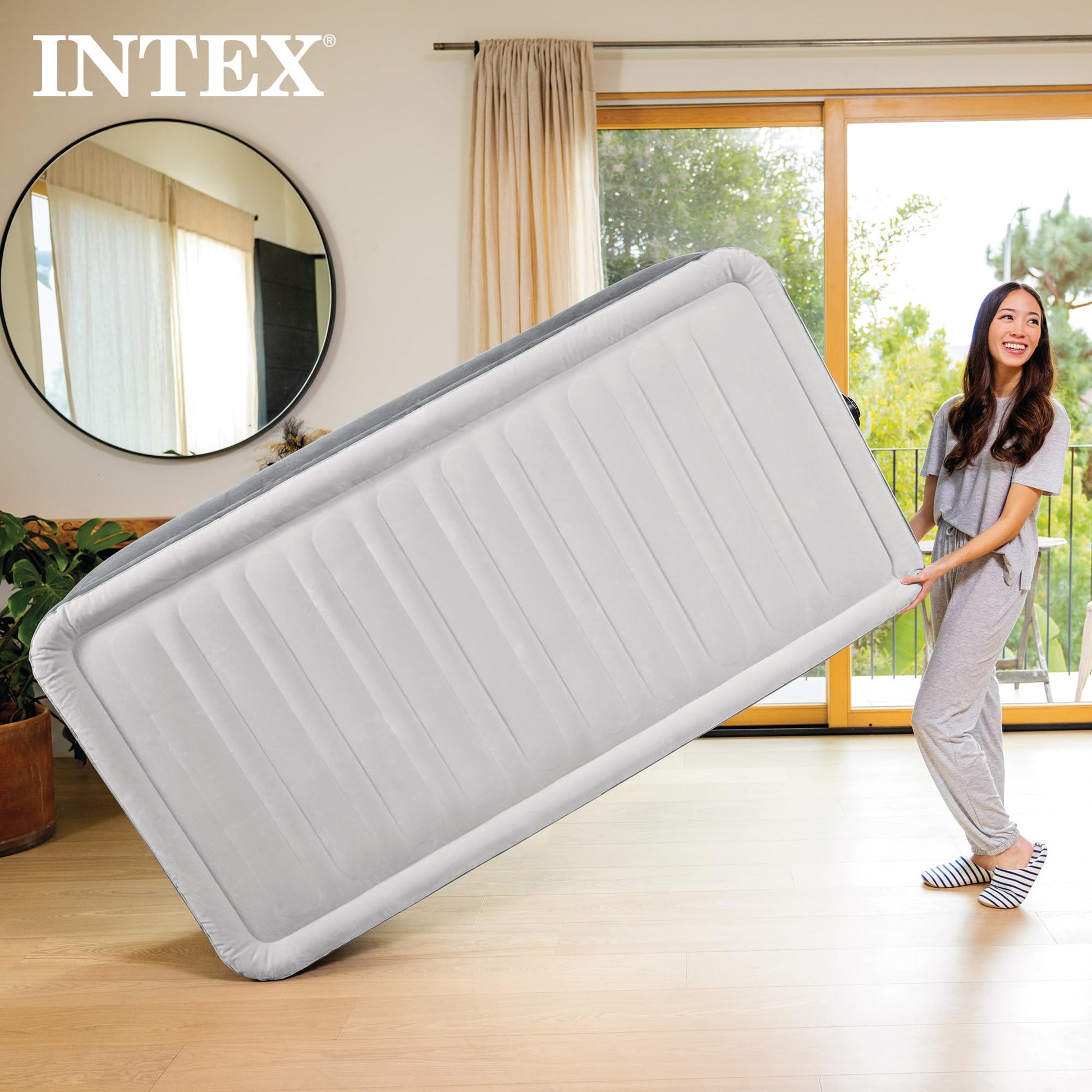 Intex Dura-Beam Deluxe 18" Twin Size Air Mattress with Built-in Pump