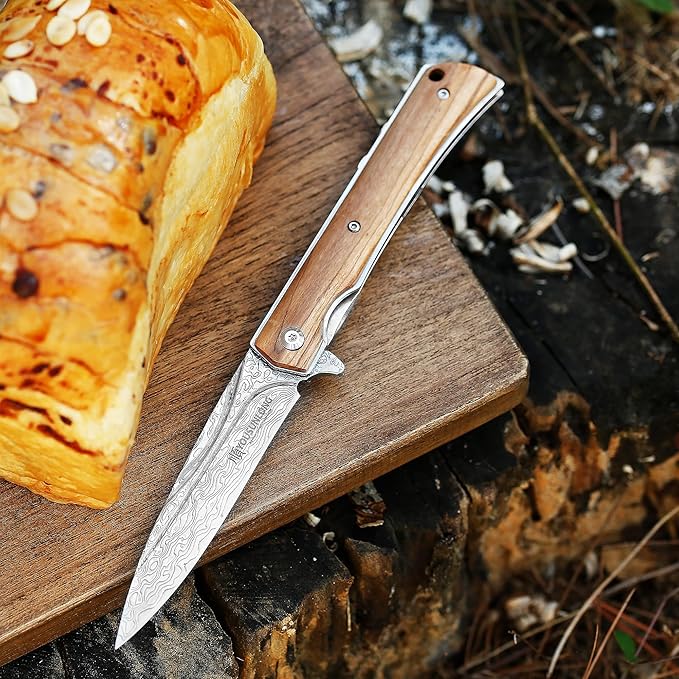 YOUSUNLONG Folding Knife Overall 215mm Camping Knife - Hammered Damascus Steel Blade - Natural Olive Wood Cover