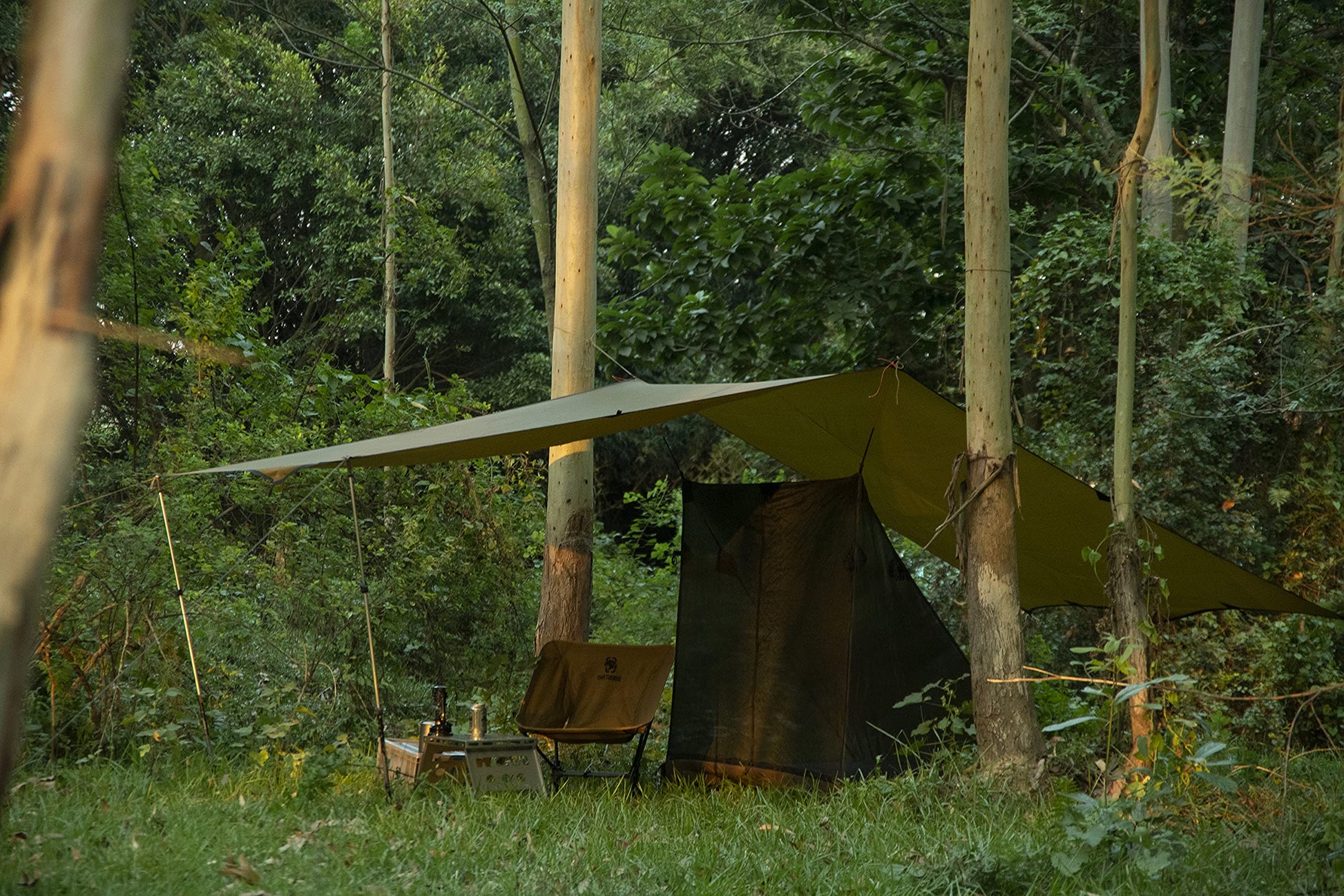 OneTigris Bulwark Camping Tarp, 12.8ft x 9.5ft Large Bushcraft Tarp