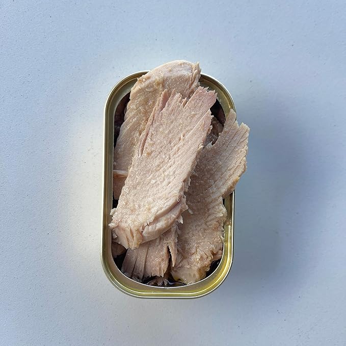 Natural Catch Tuna Filets Variety Pack, Hand Cut, Pole & Line Caught, 130 Calories Gluten-Free, Paleo, Keto Friendly, Premium Yellowfin & Albacore Tuna in Extra Virgin Olive Oil (4.4 oz per can- Pack of 12) (Variety)