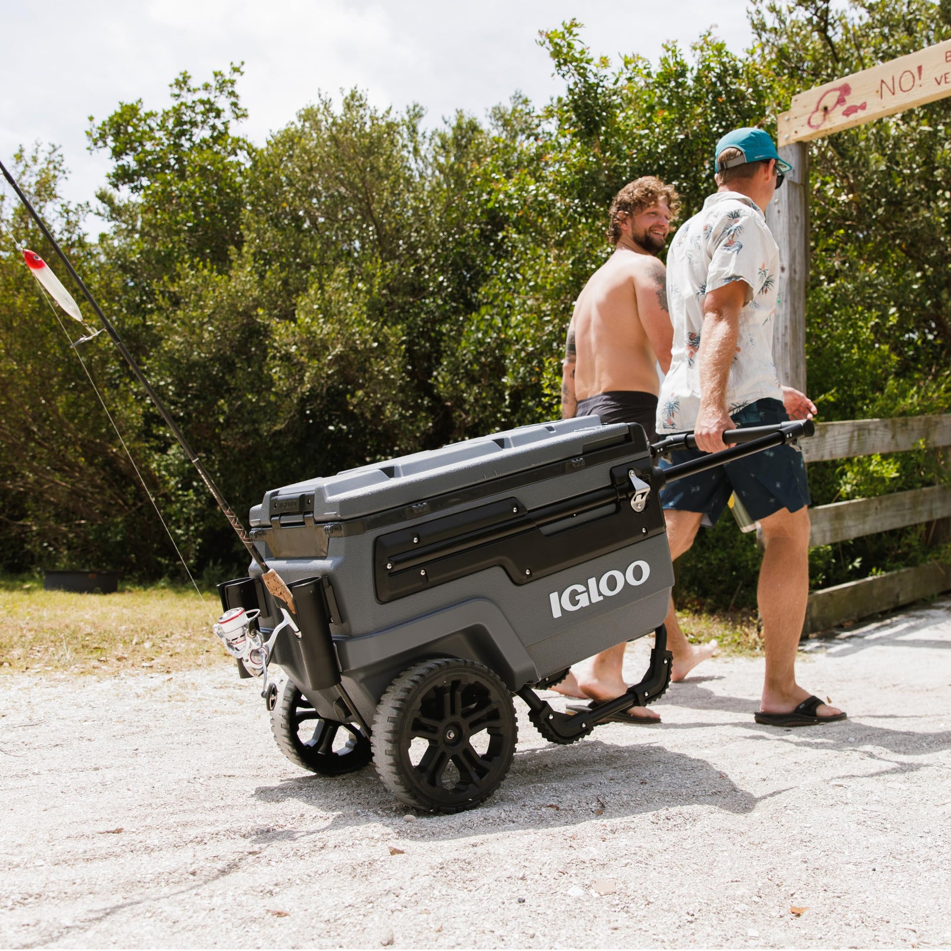 Igloo Trailmate Journey 70 Qt Cooler, Carbonite