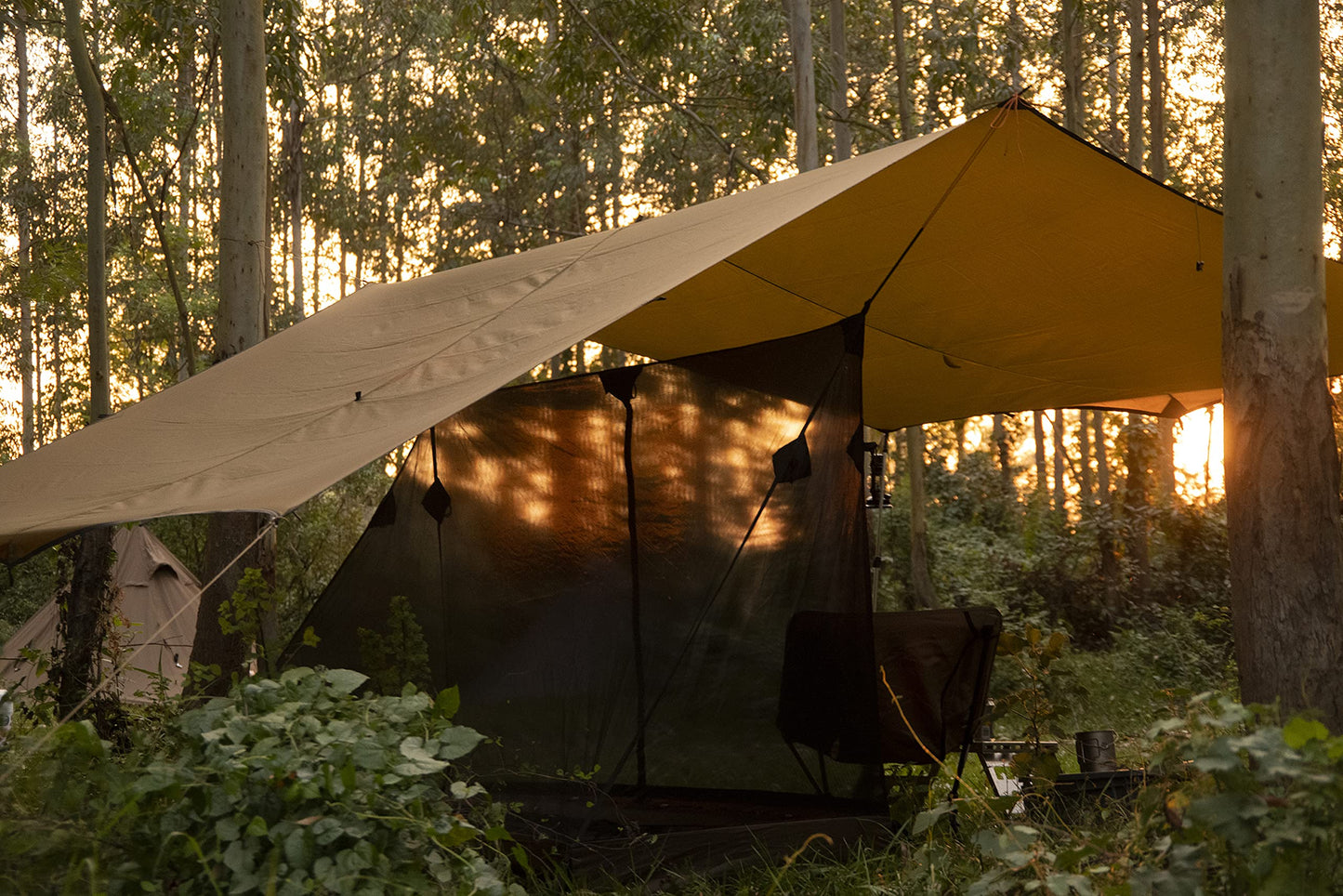 OneTigris Bulwark Camping Tarp, 12.8ft x 9.5ft Large Bushcraft Tarp