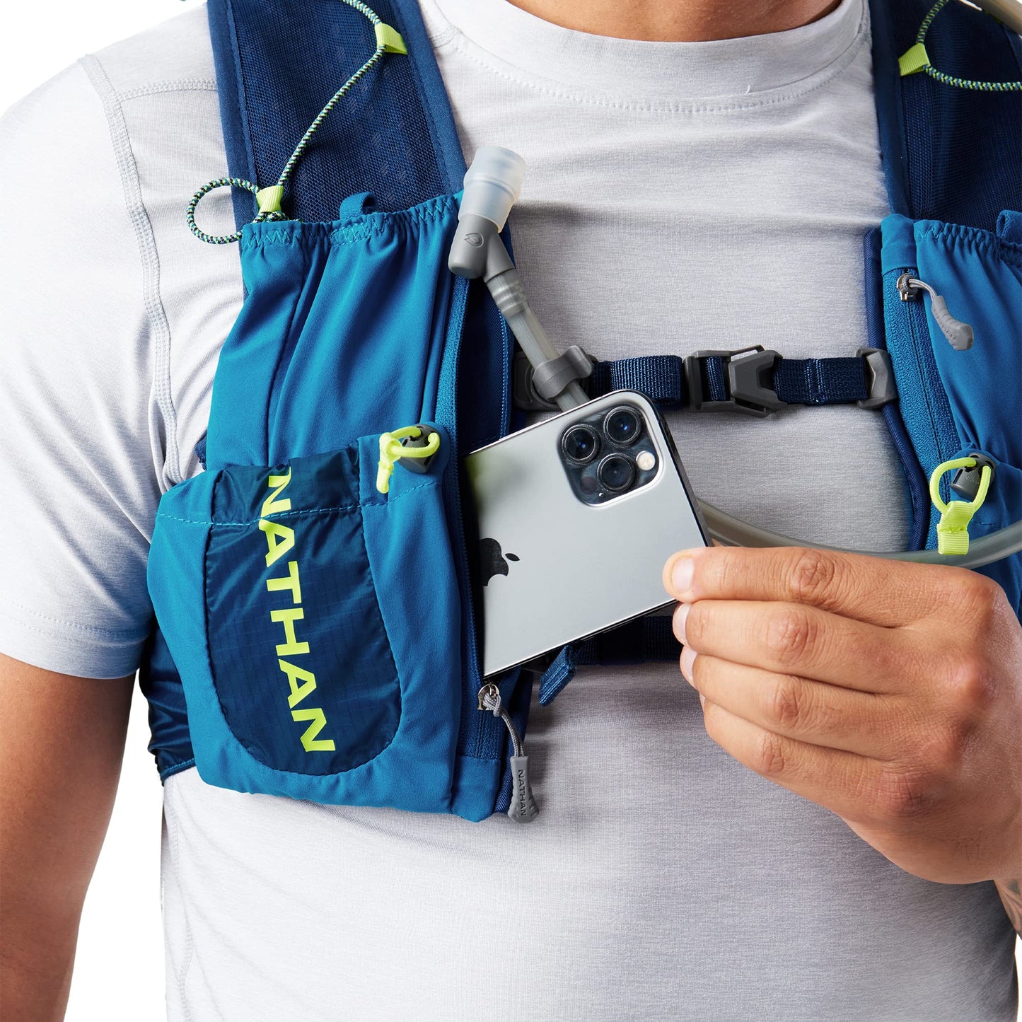 Nathan Vapor Air 3.0 7 Liter Hydration Vest w/ 2L Bladder, Air Mesh Shoulder Straps, Front Pockets