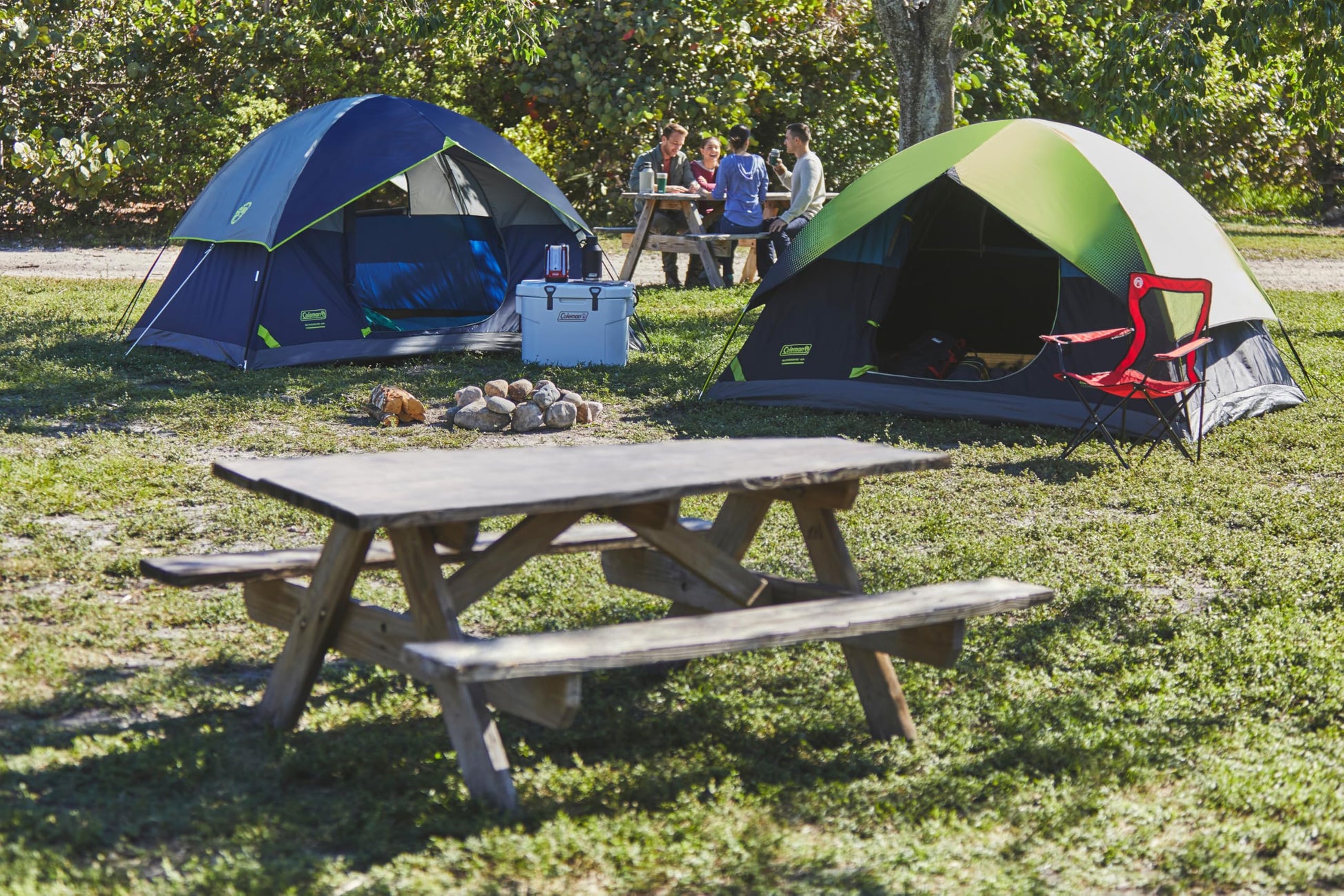 Coleman Sundome Camping Tent with Rainfly, 2/3/4/6 Person Tent Sets Up in 10 Mins, Weatherproof